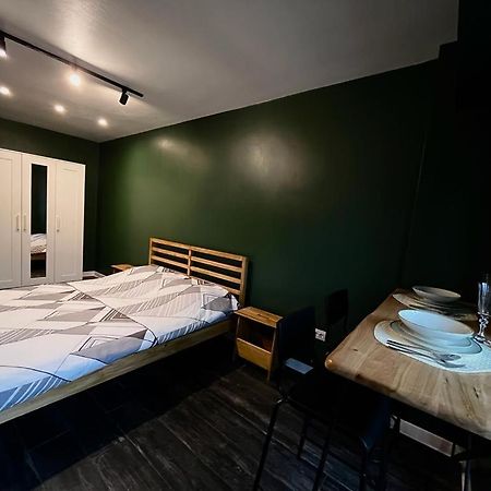 Studio G1 Moinesti Экстерьер фото