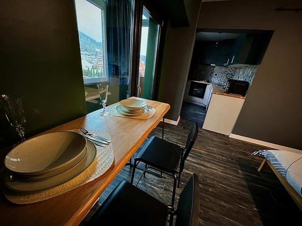 Studio G1 Moinesti Экстерьер фото