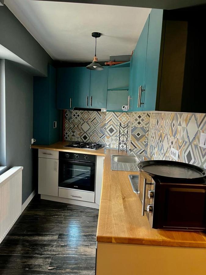Studio G1 Moinesti Экстерьер фото