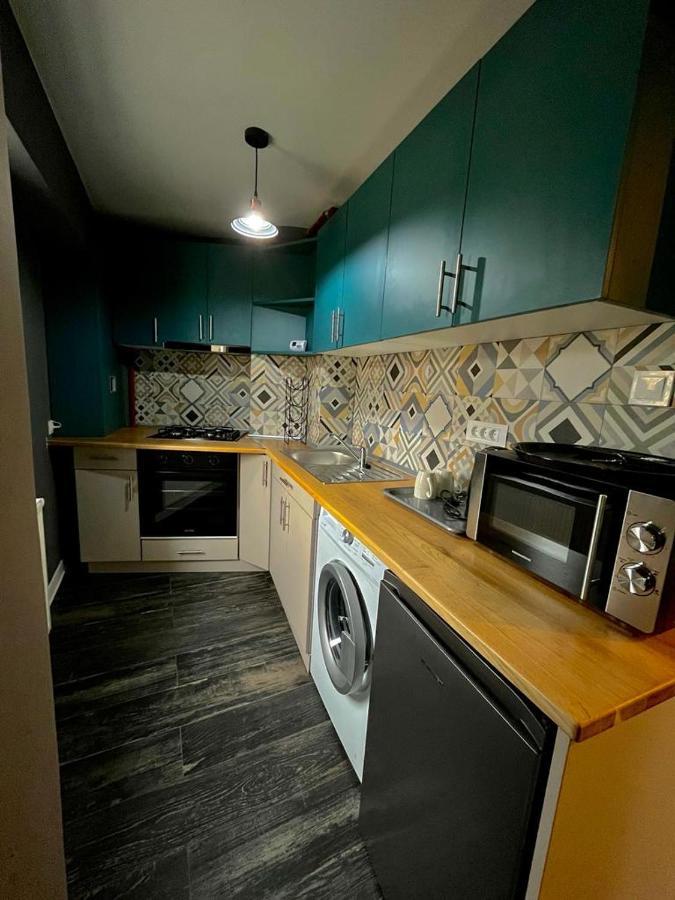 Studio G1 Moinesti Экстерьер фото